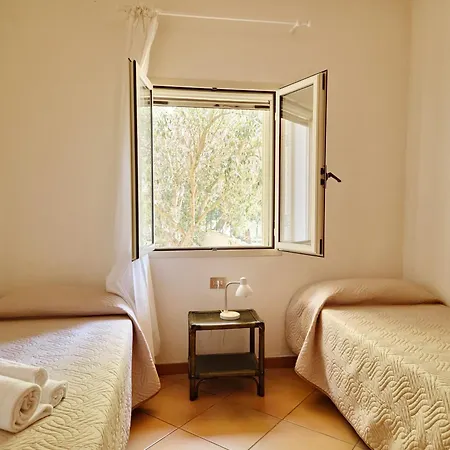 Апартаменты Scogliera - Con Veranda A Circa 700 Mt Dalla Di Fuile E Mare Кала-Либеротто