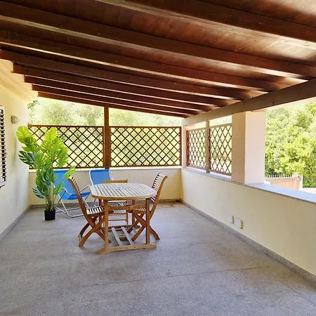 Scogliera - Con Veranda A Circa 700 Mt Dalla Di Fuile E Mare Кала-Либеротто